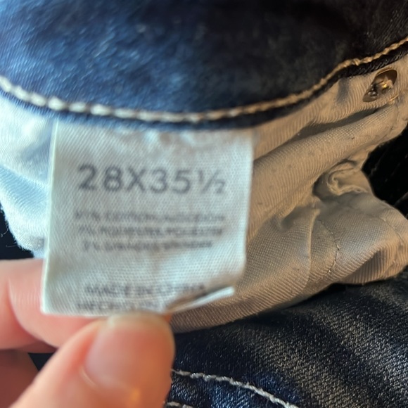 BKE Stella jean 28x35.5 - Picture 5 of 6